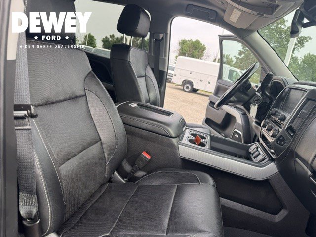Used 2018 Chevrolet Silverado 1500 LTZ Z71 w/ Redline Edition AWD/4WD image 35