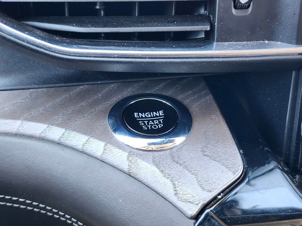 Certified 2022 Ford Explorer Platinum w/ Equipment Group 601A AWD/4WD image 27