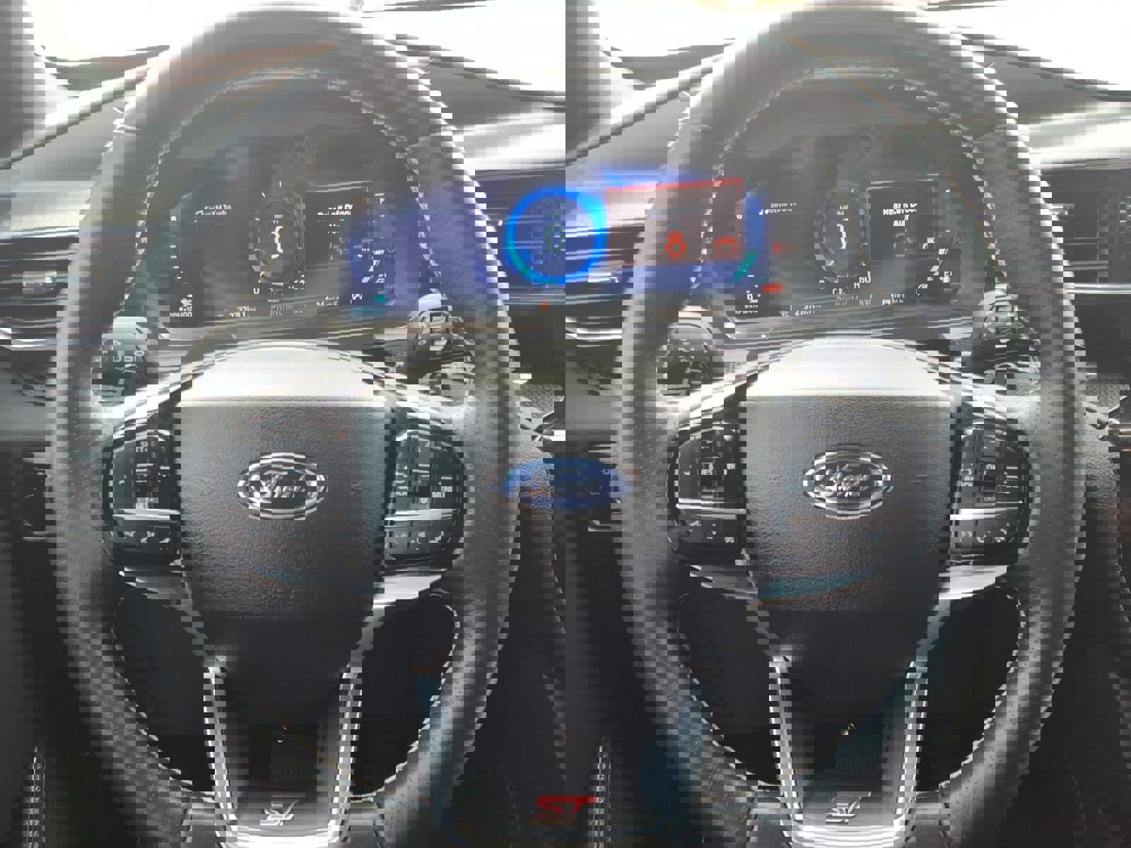 Certified 2023 Ford Explorer ST image 21