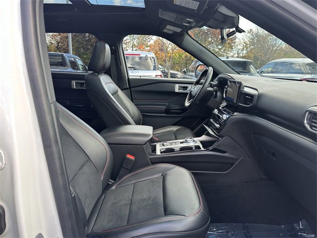 Certified 2022 Ford Explorer ST-Line w/ Class IV Trailer Tow Package image 35