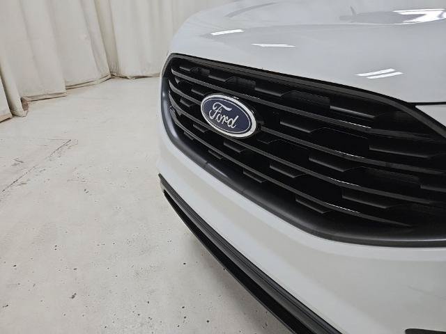 Certified 2024 Ford Edge SEL w/ Sport Appearance Package AWD/4WD image 21