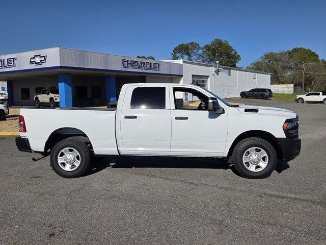 Used 2023 RAM 3500 Tradesman RWD image 13