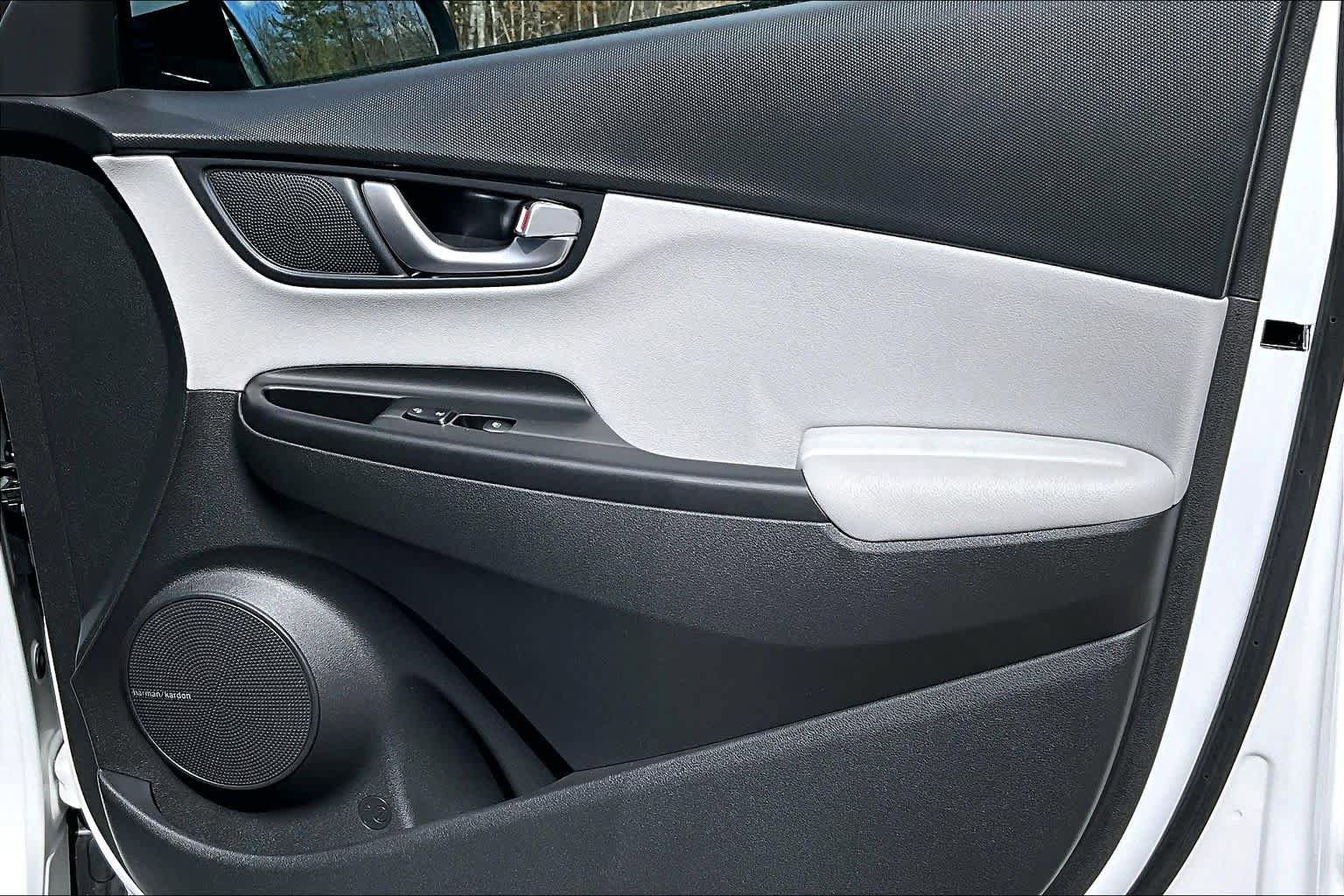 Used 2019 Chevrolet Equinox LT AWD/4WD image 23