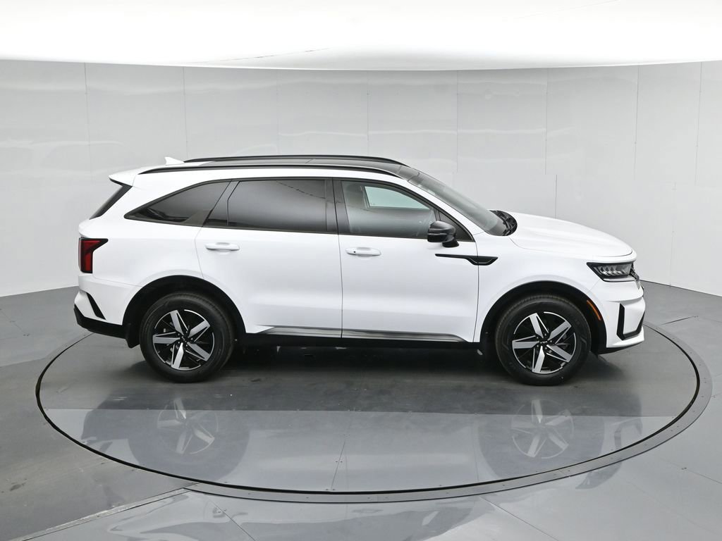 Used 2023 Kia Sorento S w/ Panoramic Sunroof Package image 9