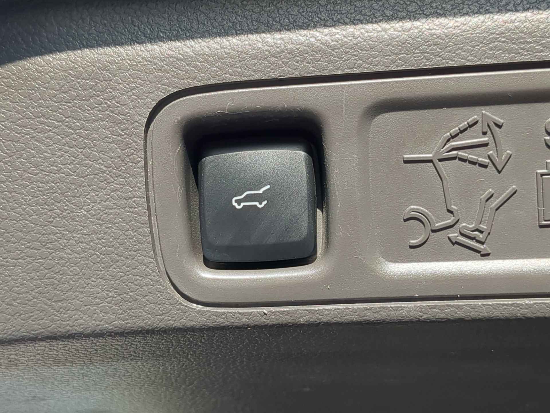 Certified 2019 Ford Expedition XLT w/ Equipment Group 202A RWD image 47