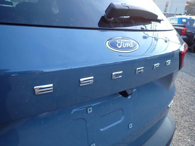 Certified 2024 Ford Escape Active w/ Tech Pack #2 image 9