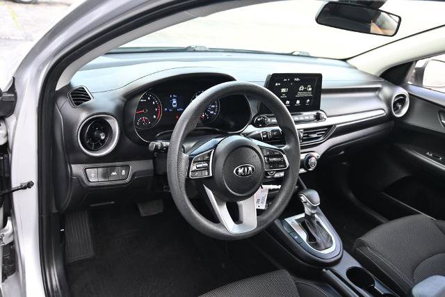 Used 2019 Kia Forte LXS FWD image 17