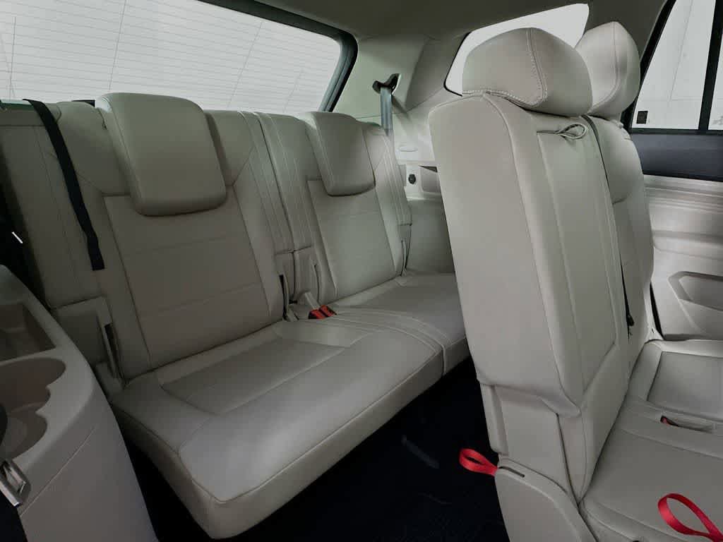 Used 2021 Volkswagen Atlas SEL R-Line FWD image 32