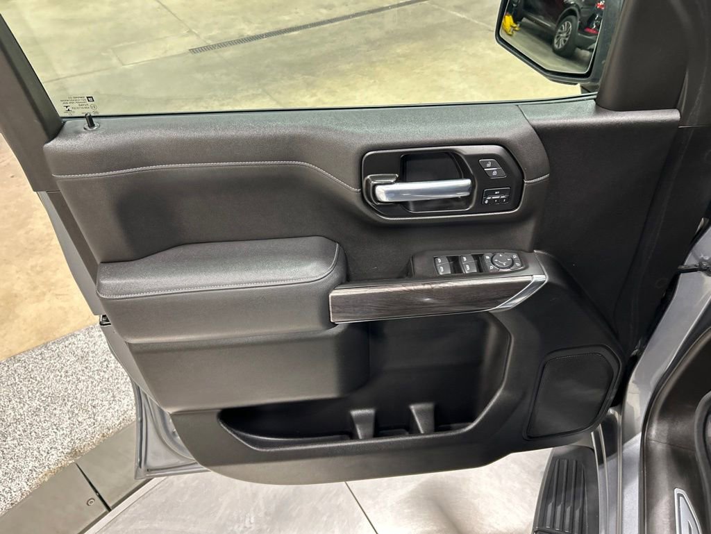Used 2021 Chevrolet Silverado 1500 LTZ AWD/4WD image 15