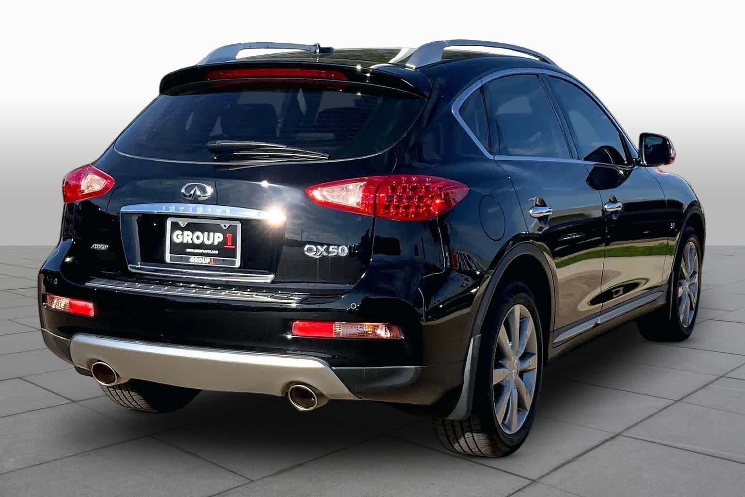 Used 2017 INFINITI QX50 AWD w/ Premium Plus Package image 12