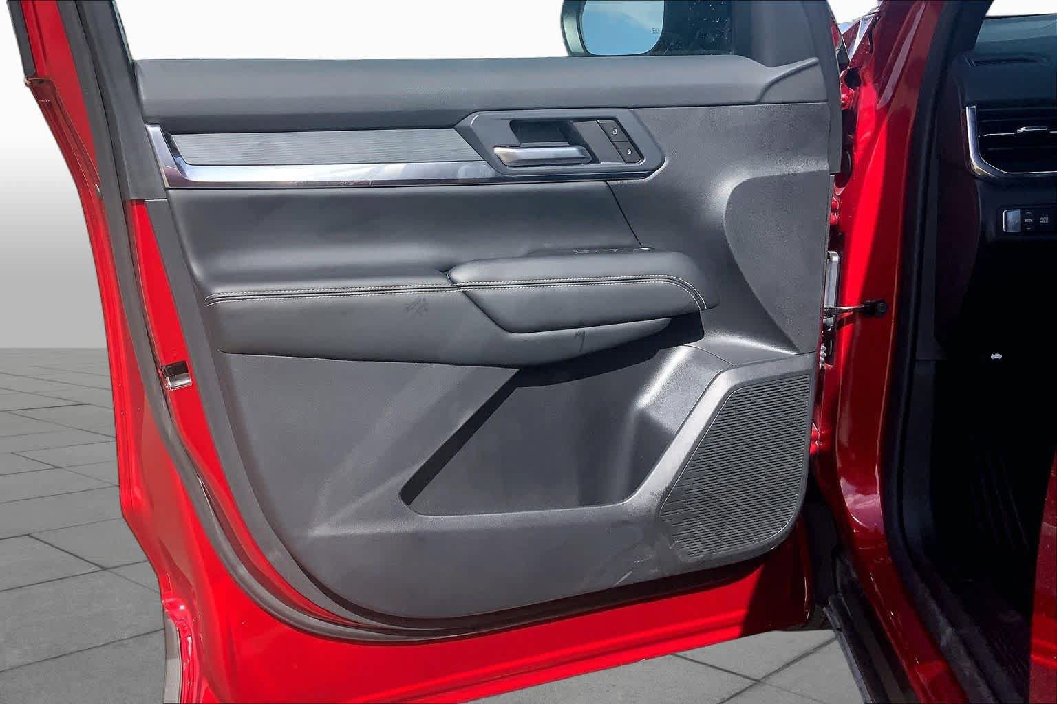 Used 2026 GMC Terrain Elevation FWD image 22