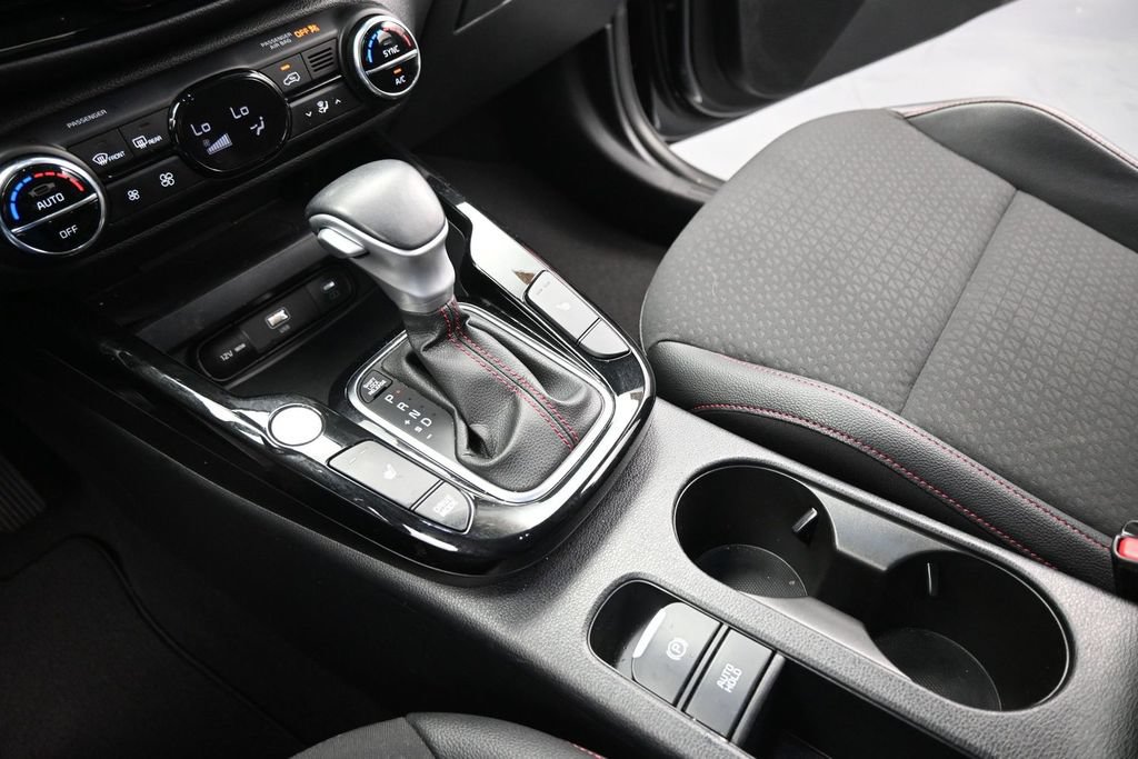Used 2023 Kia Soul GT-Line w/ GT-Line Technology Package FWD image 17