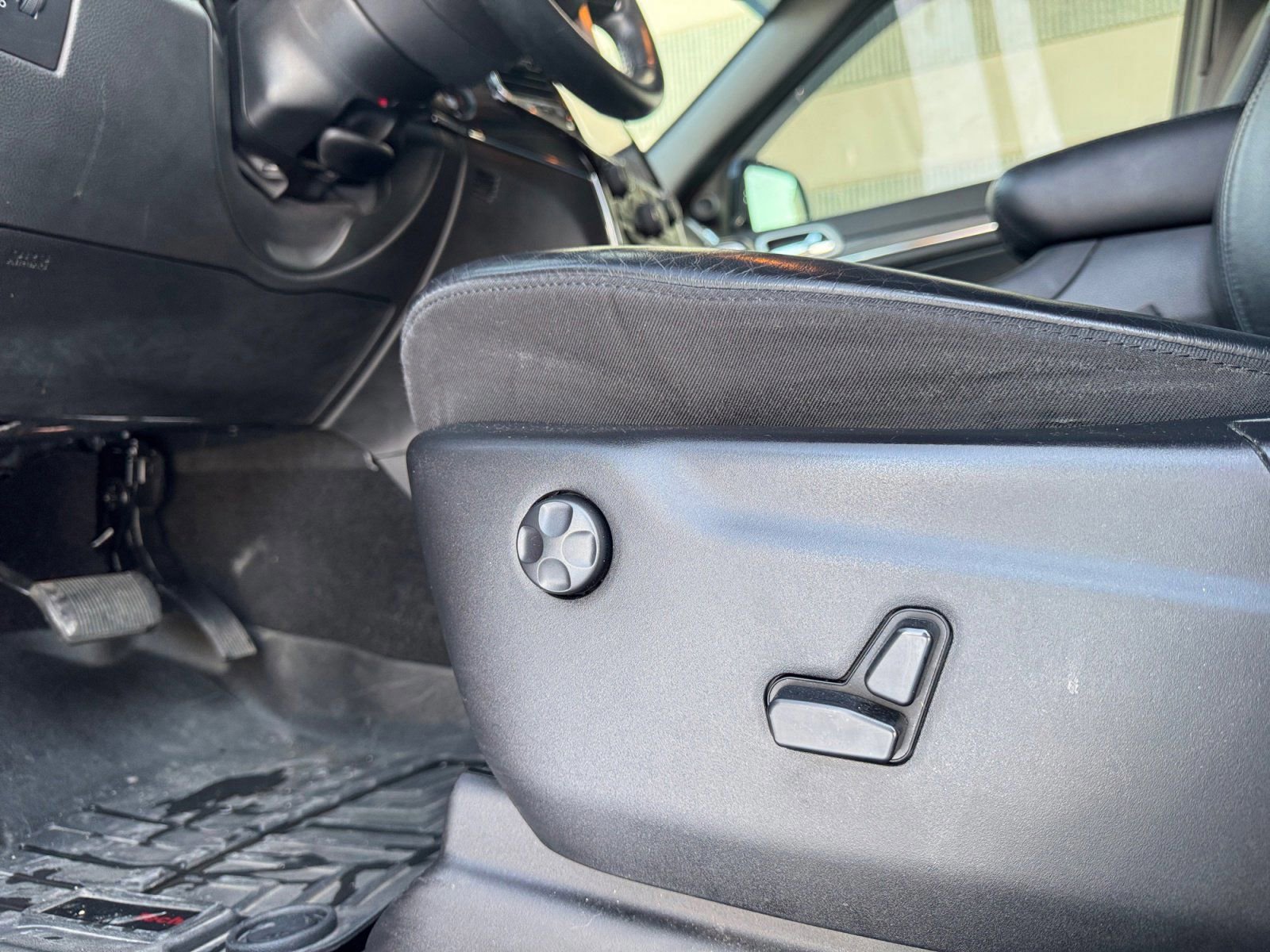 Used 2021 Jeep Grand Cherokee Limited w/ Premium Lighting Group image 19