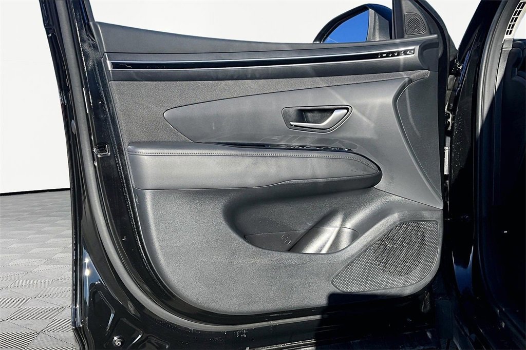 Used 2024 Hyundai Tucson Limited image 23