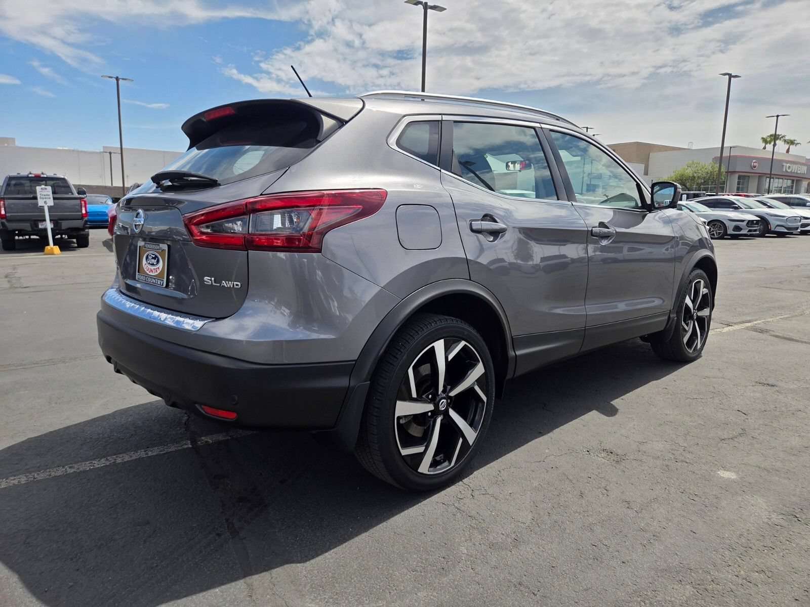 Used 2022 Nissan Rogue Sport SL AWD/4WD image 6