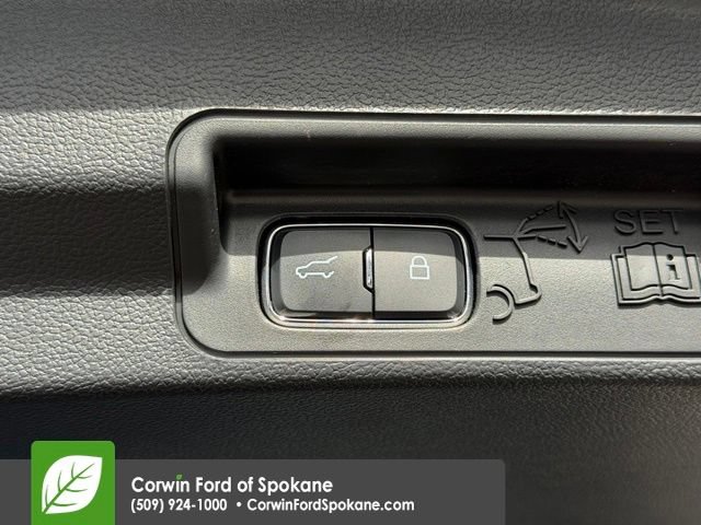 Certified 2025 Ford Explorer ST-Line AWD/4WD image 20