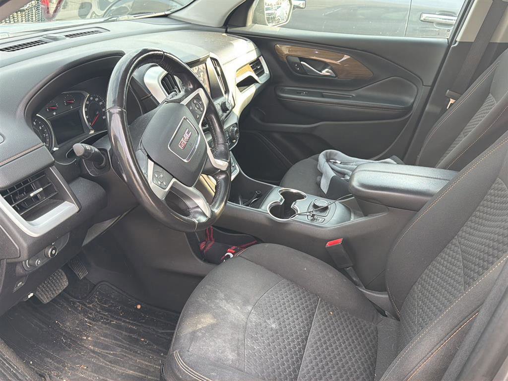 Used 2018 GMC Terrain SLE w/ Driver Convenience Package image 9