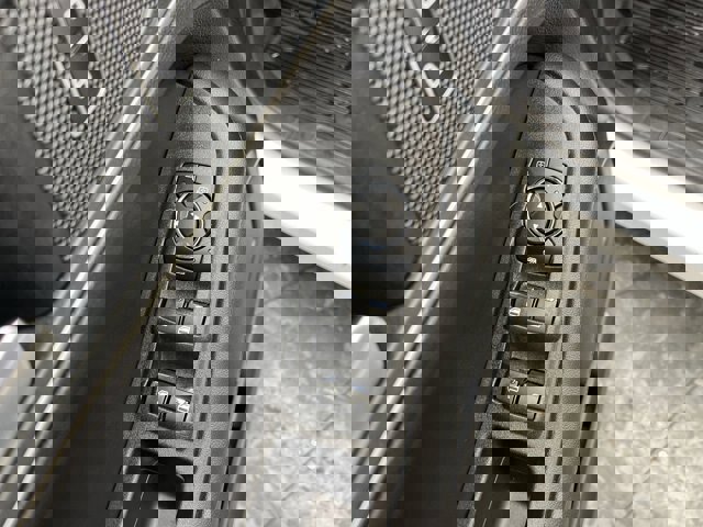 Certified 2024 Ford Edge SEL w/ Convenience Package image 13