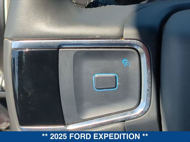 Certified 2025 Ford Expedition Max Active AWD/4WD image 14