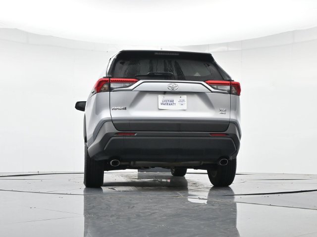 Used 2025 Toyota RAV4 XLE w/ Weather Package AWD/4WD image 36