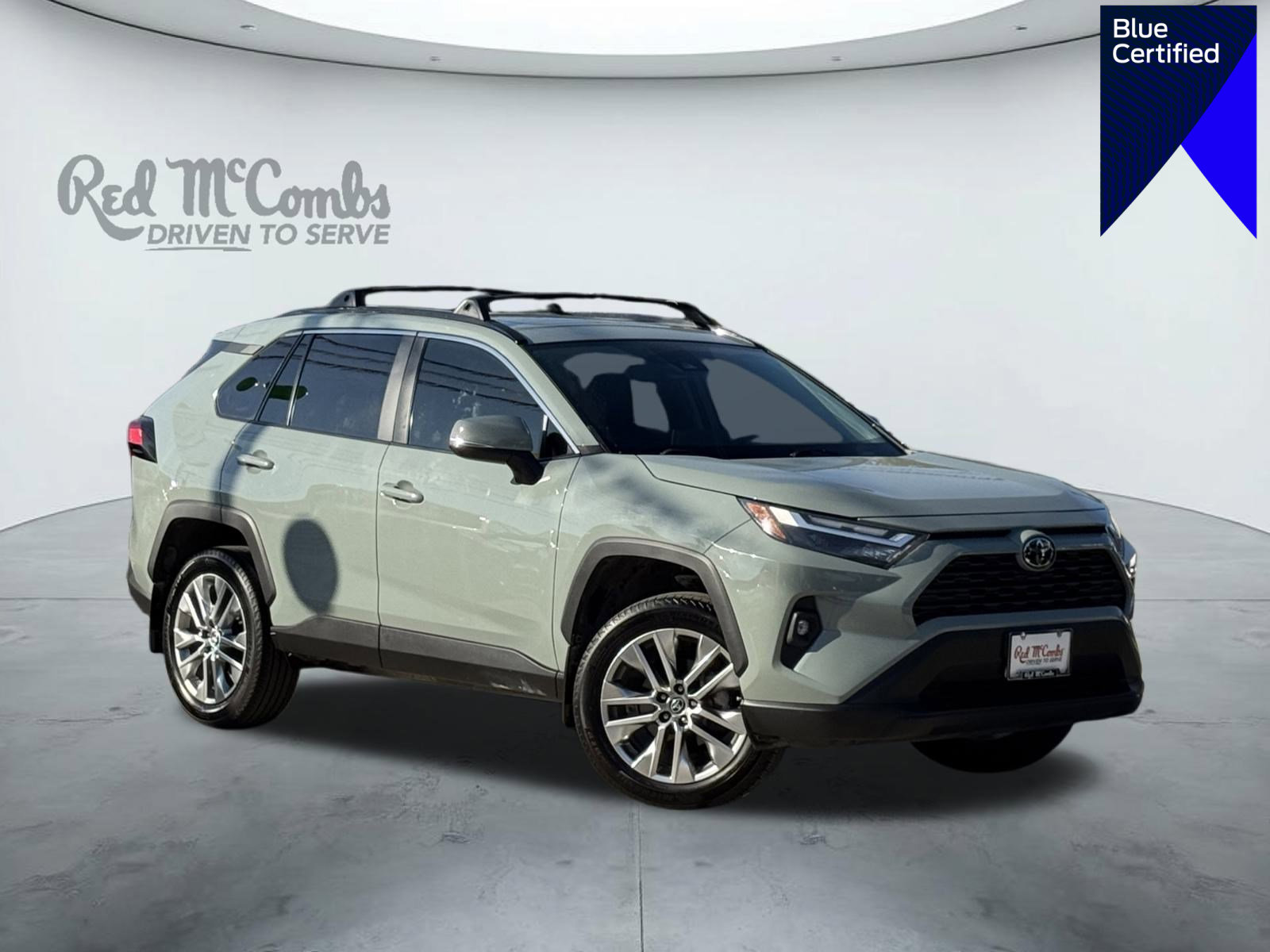 Used 2023 Toyota RAV4 XLE Premium image 1