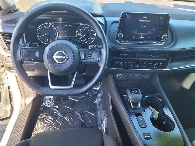 Used 2023 Nissan Rogue S FWD image 9