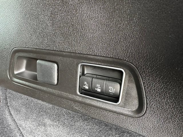 Used 2023 Mercedes-Benz GLS 450 4MATIC image 36