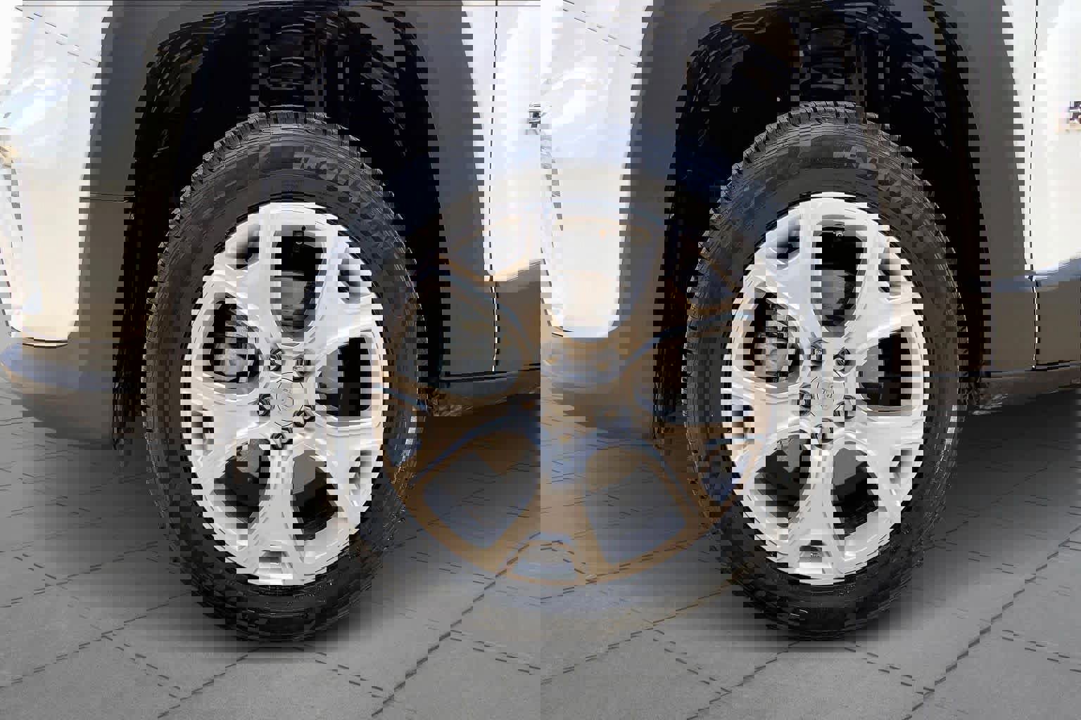 Used 2022 Jeep Renegade Limited AWD/4WD image 13