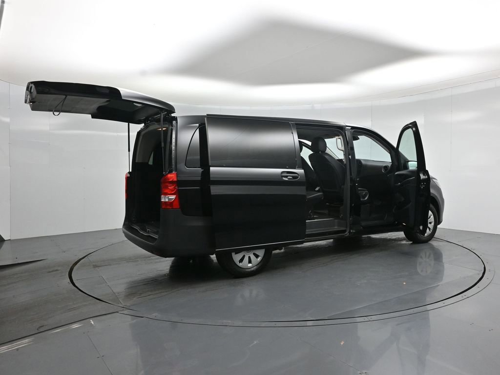 Used 2023 Mercedes-Benz Metris Passenger image 35