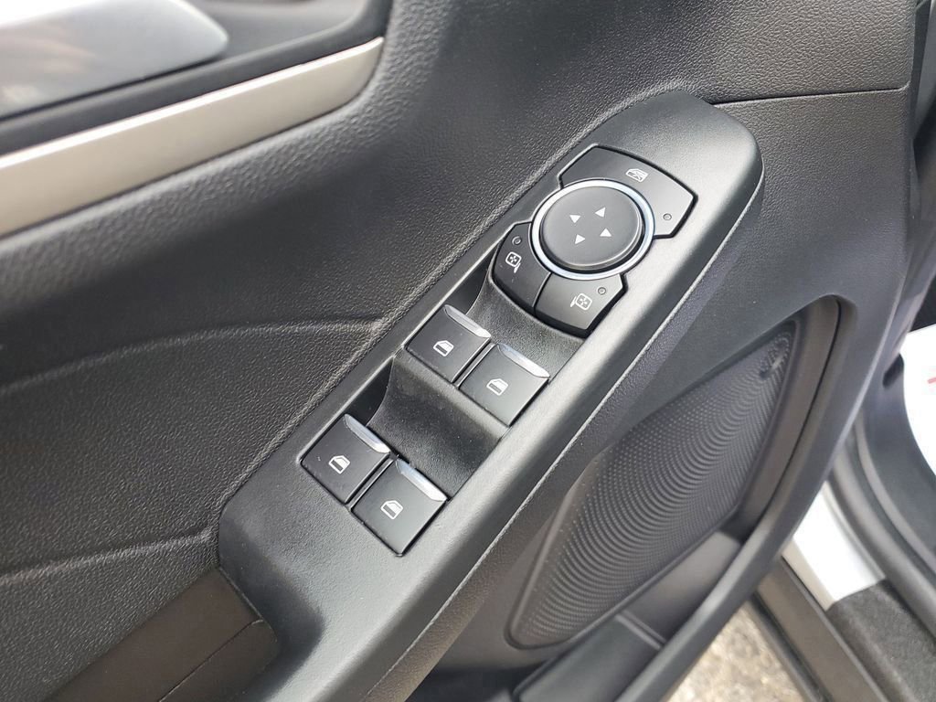 Certified 2022 Ford Escape SEL image 16