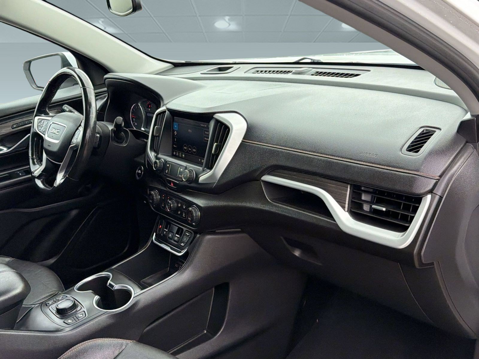 Used 2021 GMC Terrain SLT AWD/4WD image 29