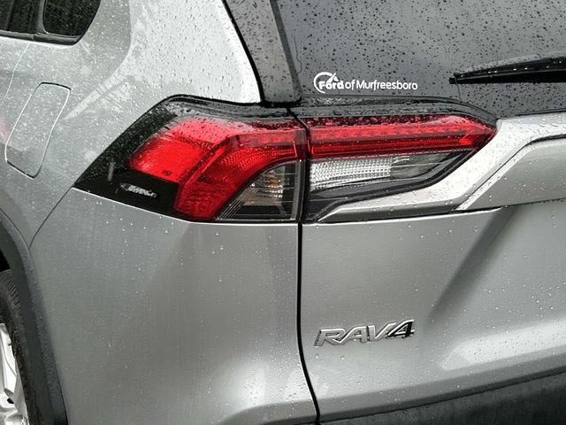 Used 2021 Toyota RAV4 XLE FWD image 10