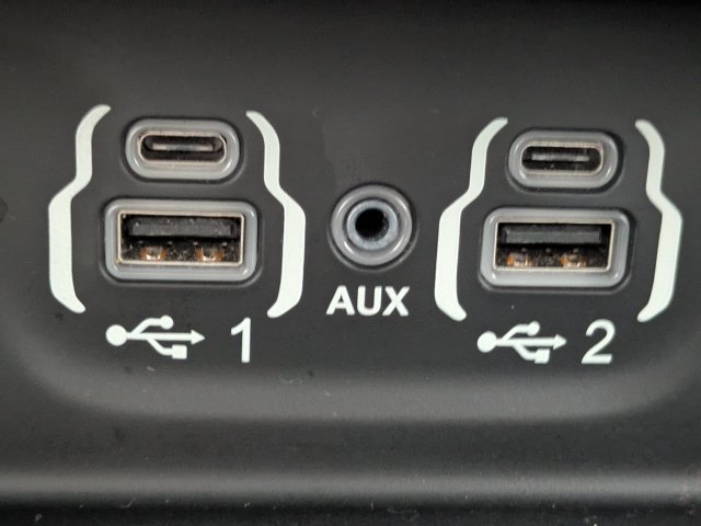 Used 2022 RAM 1500 Laramie AWD/4WD image 23