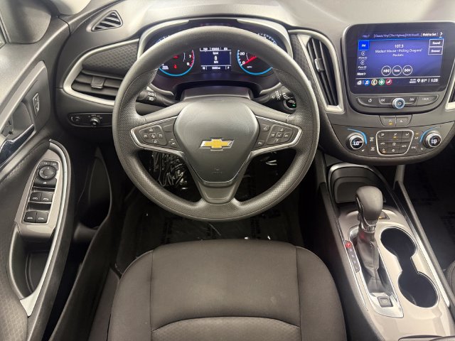 Used 2024 Chevrolet Malibu LT FWD image 23