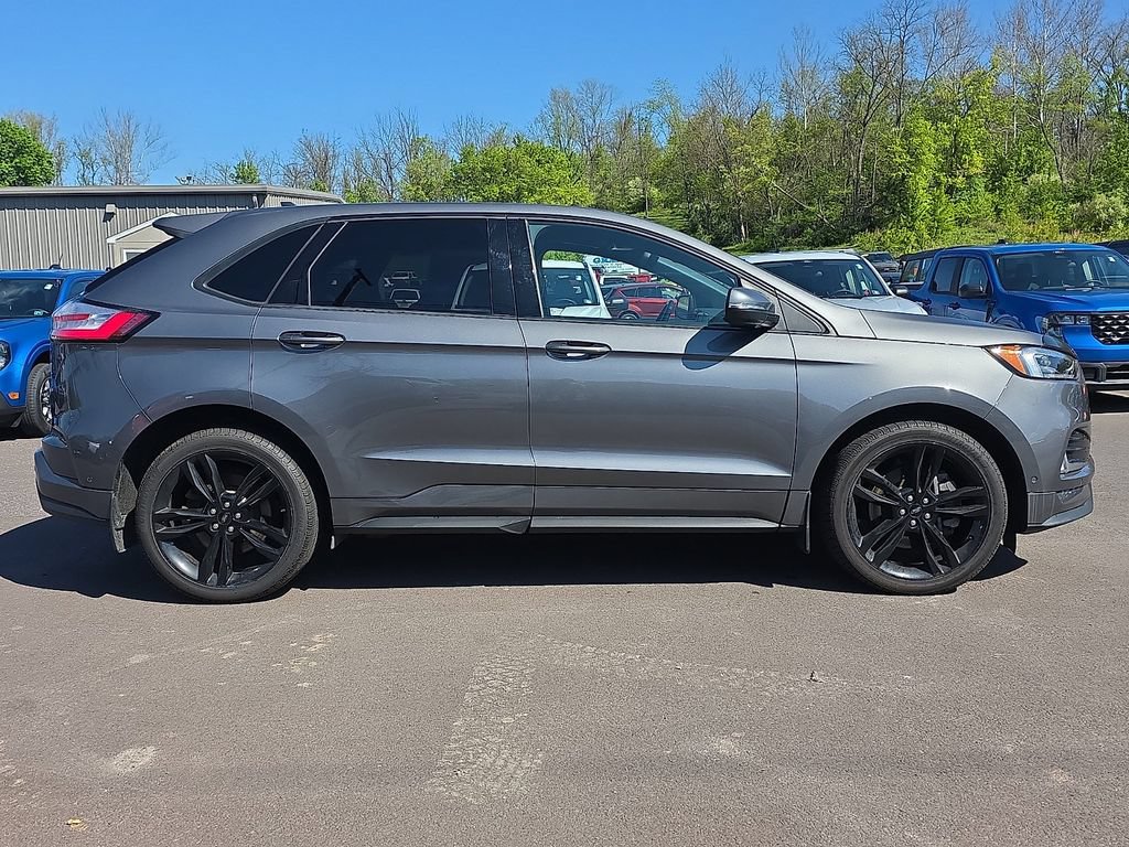 Certified 2022 Ford Edge ST w/ Equipment Group 401A AWD/4WD image 12