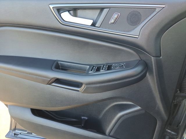 Certified 2024 Ford Edge SE w/ Black Appearance Package image 20