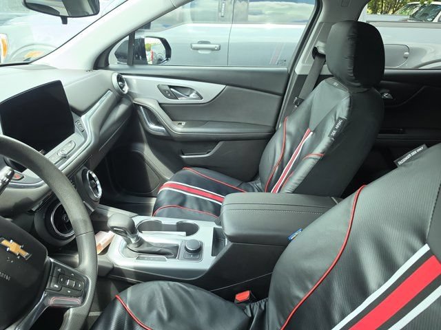 Used 2024 Chevrolet Blazer LT FWD image 13