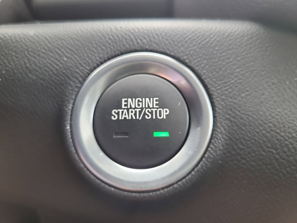 Used 2022 GMC Terrain SLT w/ Infotainment Package II AWD/4WD image 29