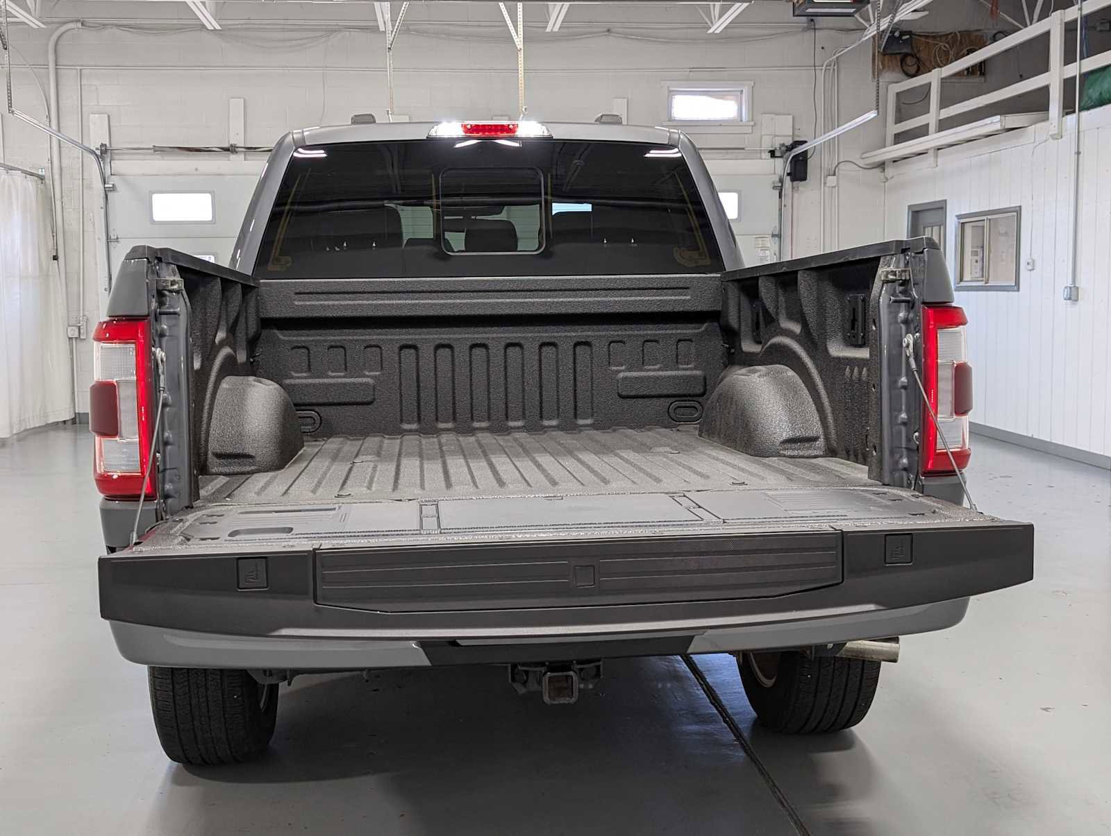 Certified 2023 Ford F150 Platinum w/ Equipment Group 701A High image 46