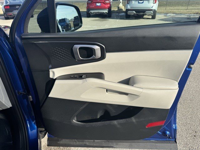 Used 2021 Kia Sorento S w/ Panoramic Sunroof Package image 44