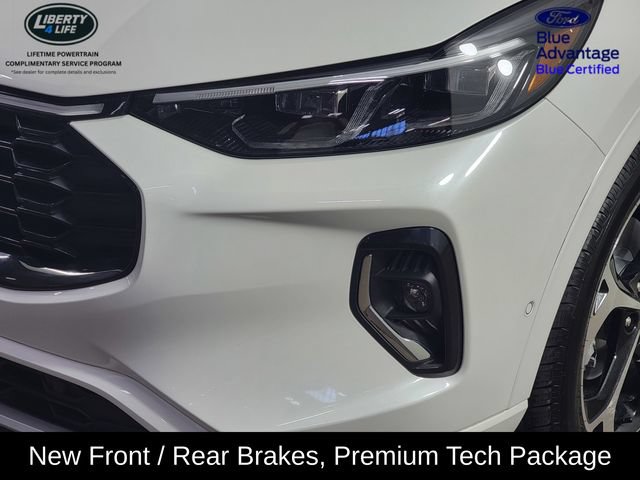 Certified 2023 Ford Escape ST-Line Elite w/ Premium Technology Package AWD/4WD image 9