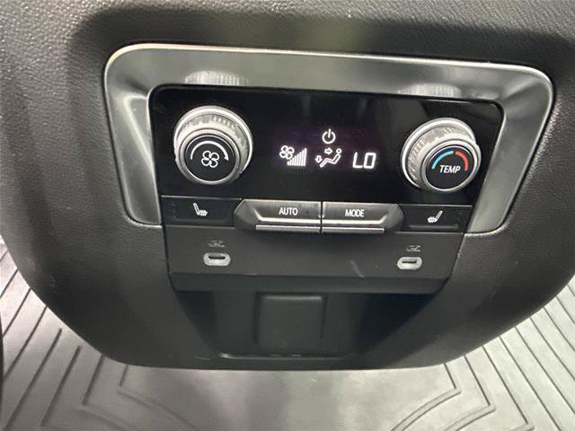 Used 2024 Chevrolet Tahoe High Country RWD image 8