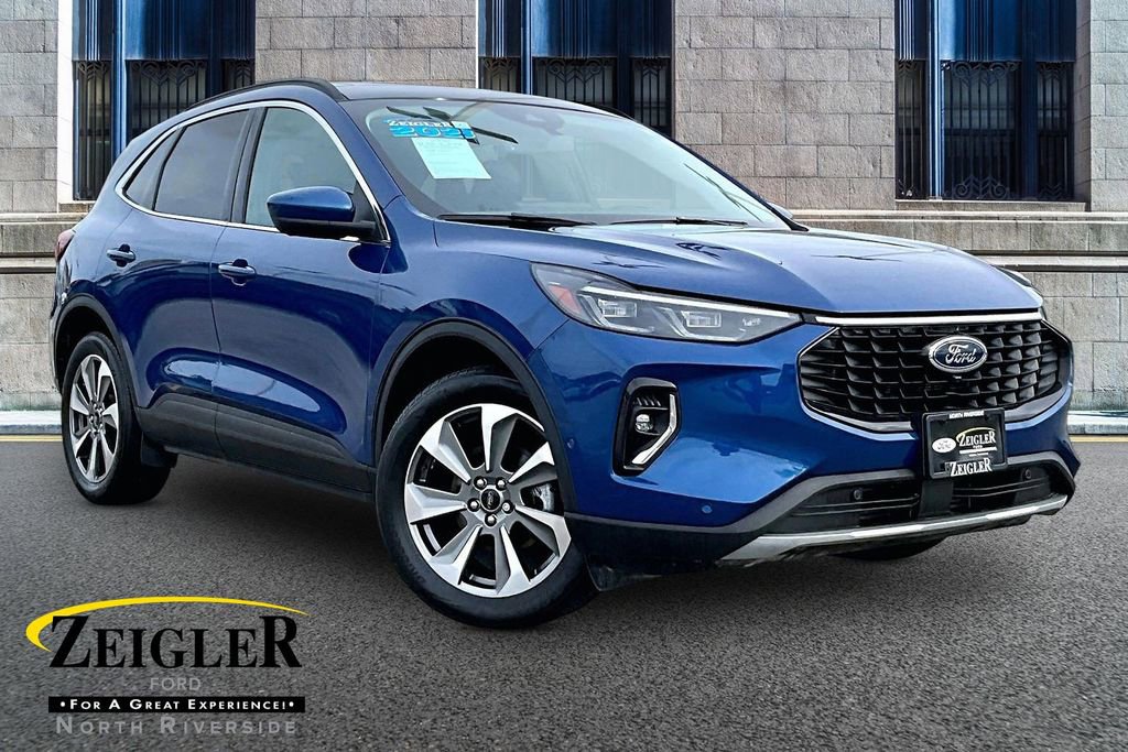 Certified 2023 Ford Escape Platinum w/ Premium Technology Package