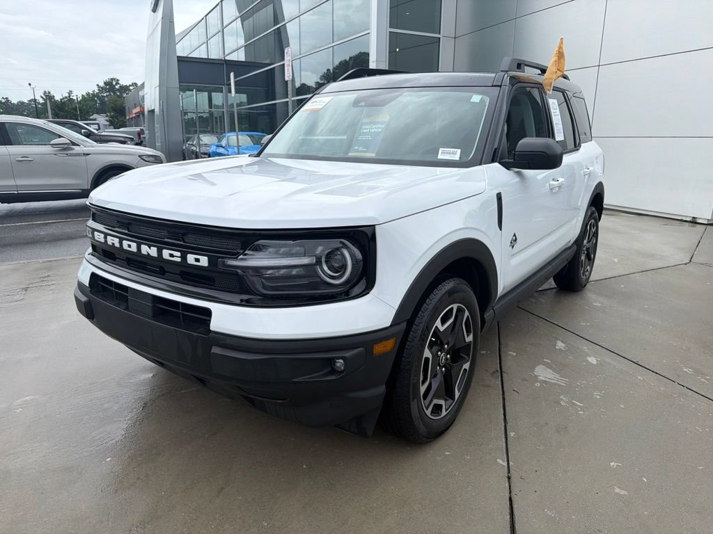Certified 2024 Ford Bronco Sport Outer Banks w/ Tech Package AWD/4WD image 4