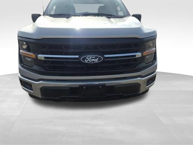 Certified 2024 Ford F150 XLT w/ FX4 Off-Road Package AWD/4WD image 7