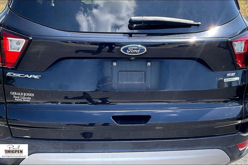 Certified 2019 Ford Escape SE FWD image 8