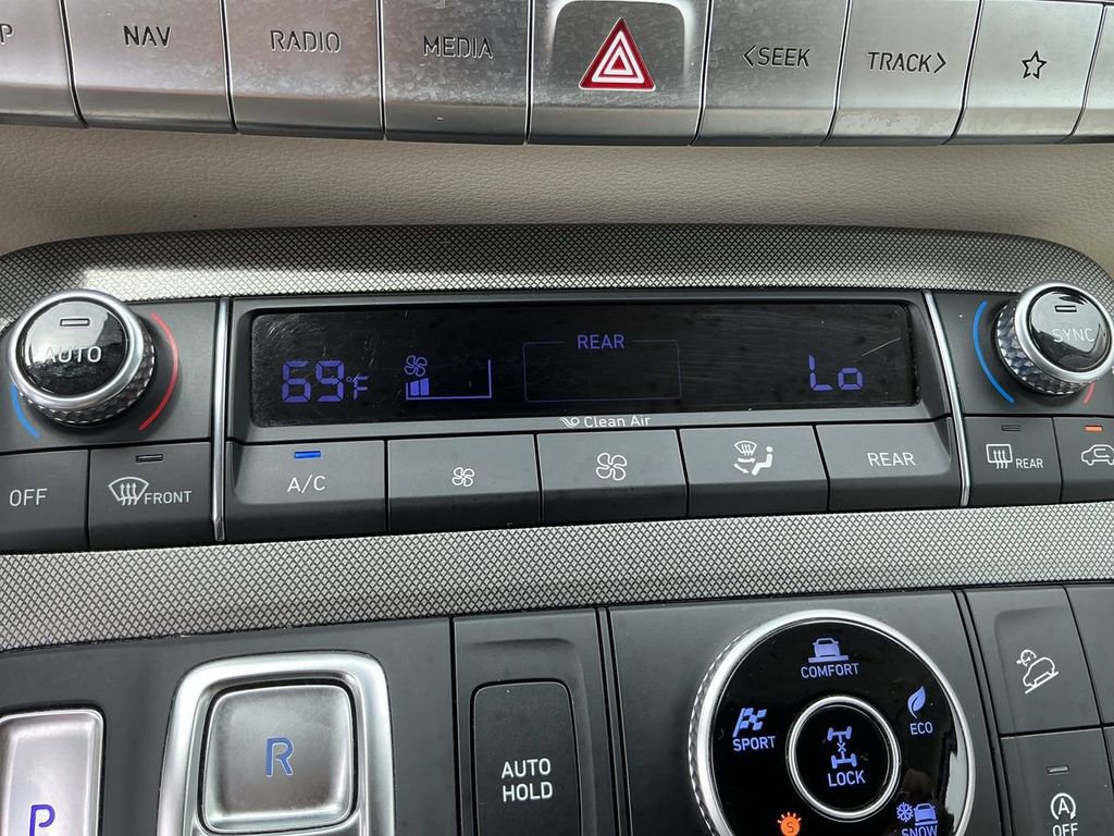 Used 2020 Hyundai Palisade Limited AWD/4WD image 17