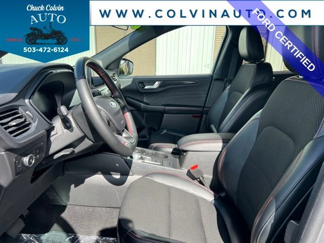Certified 2025 Ford Escape ST-Line Select AWD/4WD image 15