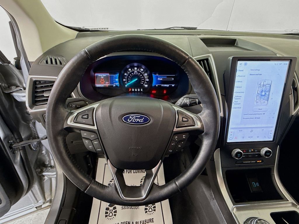 Certified 2022 Ford Edge SEL w/ Convenience Package image 11