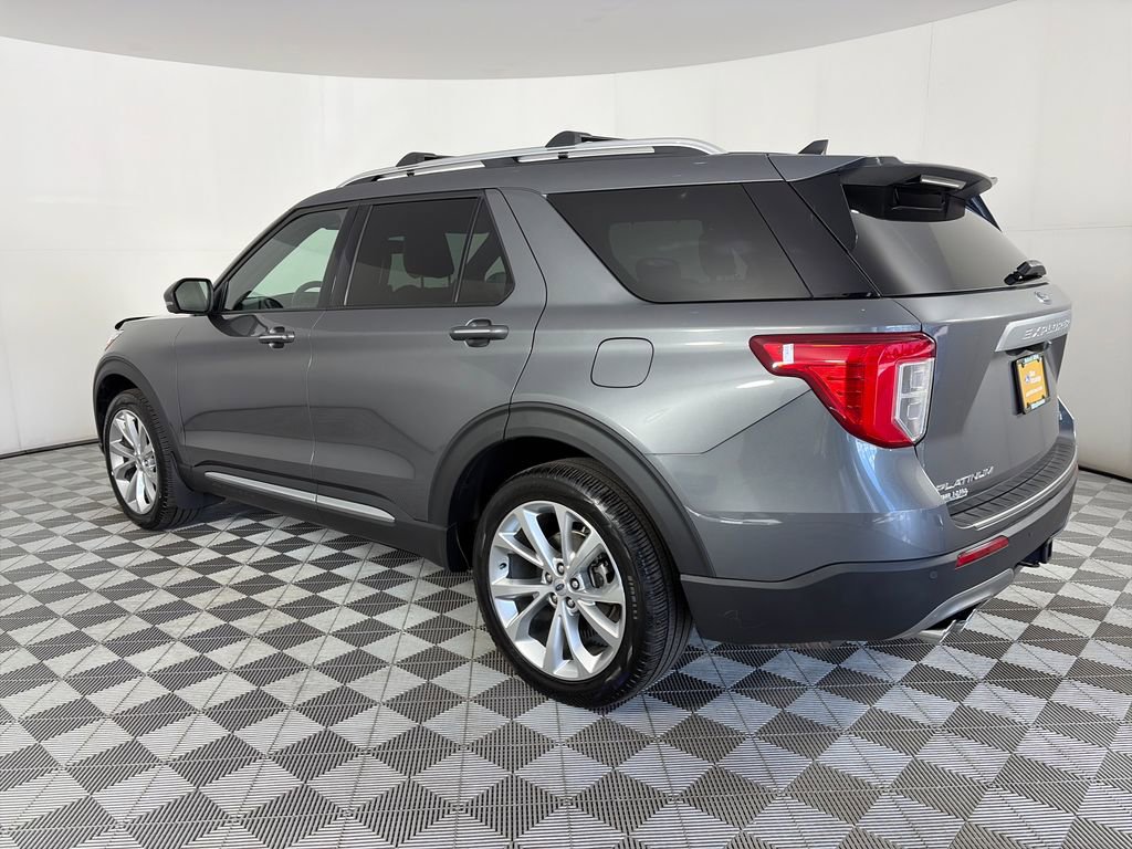 Certified 2023 Ford Explorer Platinum w/ Technology Package AWD/4WD image 5
